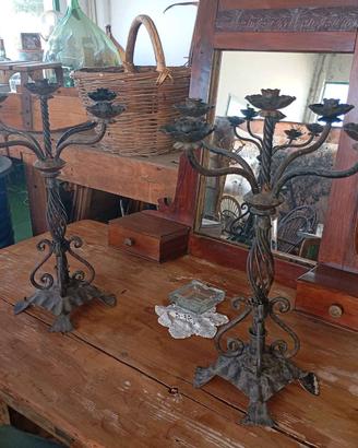 Vecchi candelabri a 5 braccia ferro battuto 60x47