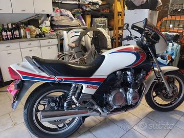Yamaha 83 XJ 900