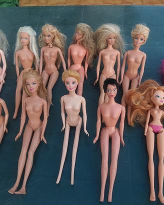 bambole Barbie e altro da collezione 