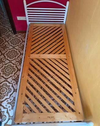 Letto singolo con rete a doghe Sani Flex