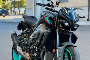 Yamaha MT10 2022 Cyan Storm