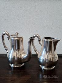 Caffettiera e lattiera, placcate argento, Broggi