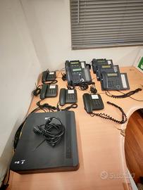 Lotto centralino aziendale LG + 9 telefoni 