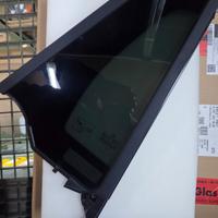 Vetrino post.destro Mercedes GLA A2477301802