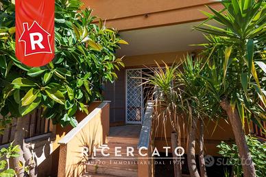 PIANO TERRA CON TAVERNA IN ZONA SALESIANI