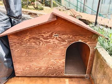 Cuccia per cani da esterno grande