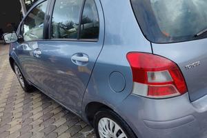 Toyota Yaris 1.4 D-4D DPF 5P Sol