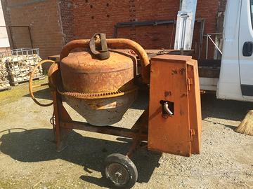 betoniera d10 con motore a scoppio 