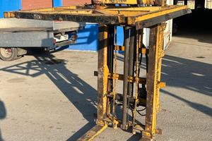 muletto Porter mod H2750 con forche e stringcasse