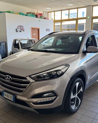 Hyundai Tucson 1.7 CRDi XPossible-FULL OPTIONAL