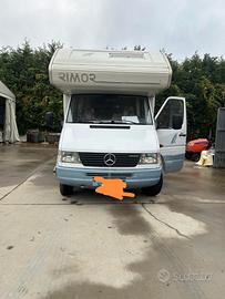 Camper mansardato usato