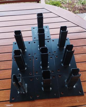 staffa porta palo per recinzione