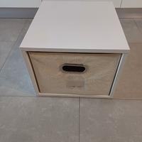 Mobiletto basso Ikea bianco