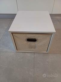 Mobiletto basso Ikea bianco