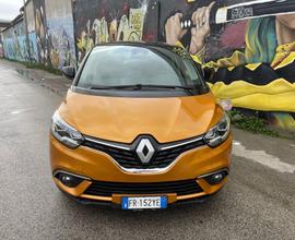 Renault Scenic 1.5 dCi 8V 110 CV automatico