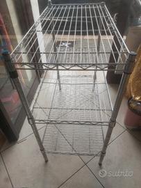 scaffale in acciaio