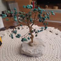 Albero della vita in ferro e turchese su pietra