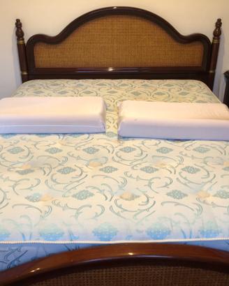 LETTO PREGIATO MOGANO