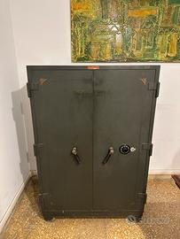 Vintage Cassaforte - The Mosler Safe, Fireproff