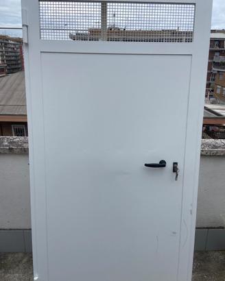 Porta da esterno In ferro zincato ( Nuova )