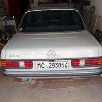 Mercedes 200 w123 Benzina