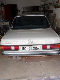 Mercedes 200 w123 Benzina