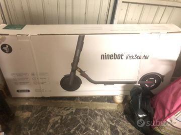 Ninebot by Segway KickScooter  Tipo: Monopattino