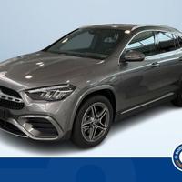 Mercedes-Benz GLA 250 E PLUG-IN HYBRID AUTOMA...
