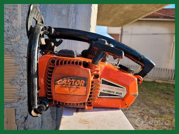 Castor Motosega — comparto motore dedicato