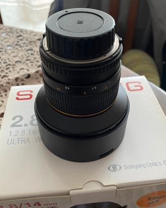 Obiettivo Samyang 14mm 2.8 per nikon