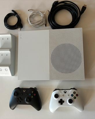 Xbox one S 500 gb tenuta bene