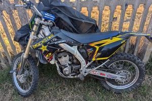 Suzuki Valenti RM-Z 250