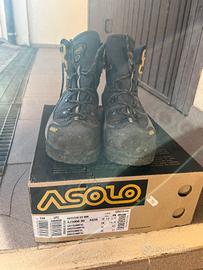scarponi trakking Asolo in Goretex