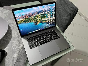 MacBook Pro 15" 2018 - i9 | 32GB RAM | 1TB SSD