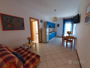 BILOCALE 150m SPIAGGIA LEVANTE