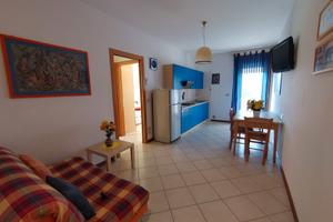 BILOCALE 150m SPIAGGIA LEVANTE