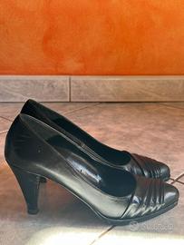 Scarpe con tacco