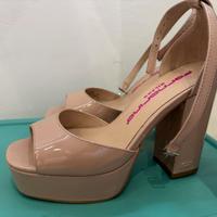 Scarpa Elegante Fornarina