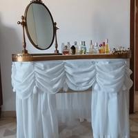 TOILETTE CON SPECCHIO 