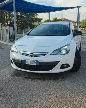 opel astra gtc j 140 cv turbo benzina 