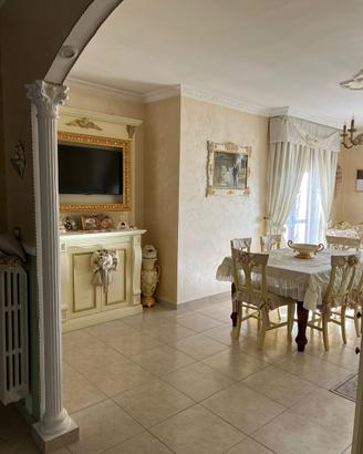 Cucina fatta artigianalmente in falegnameria