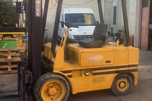 Carrello diesel 30 q.li