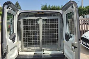 Ford trasporto cani con clima posteriore