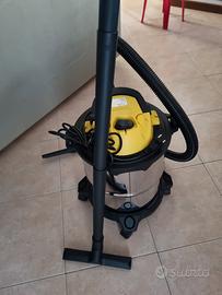 aspirapolvere +liquidi