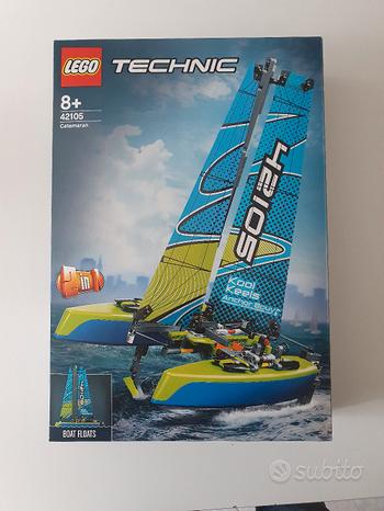 Lego Technic 42105 Catamarano