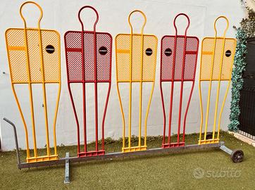 Carrello con  5 sagome Barret,