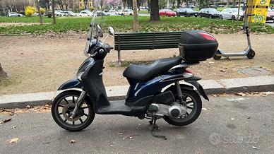 SCOOTER QUASI NUOVO  CELL. 338 3880 766