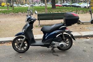 SCOOTER QUASI NUOVO  CELL. 338 3880 766