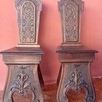 Coppia di sedie antiche rinascimentali in noce