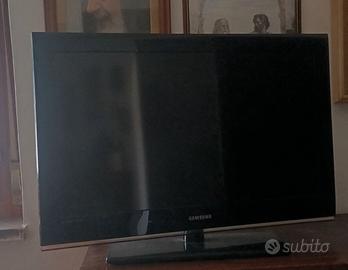 Televisore Samsung LCD 32pollici HD TV 1080P